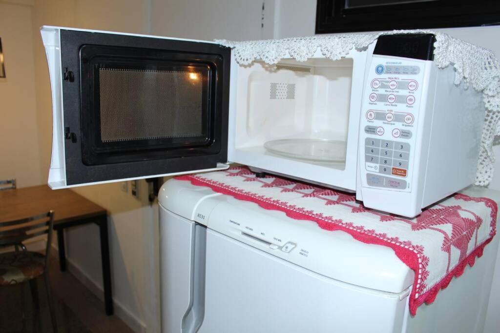 13 Flat Beira Mar Com Energia, Vaga, 3 Camas, Wi-Fi E Ar Apartment Fortaleza  Bagian luar foto